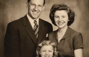 After His Wife Walks Out, Father Raises Daughter Alone — Mother Reaches Out 20 Years Later