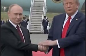 People sh0cked at Trump’s ‘yank’ handshake with Putin and think they know who declared ‘dominance’